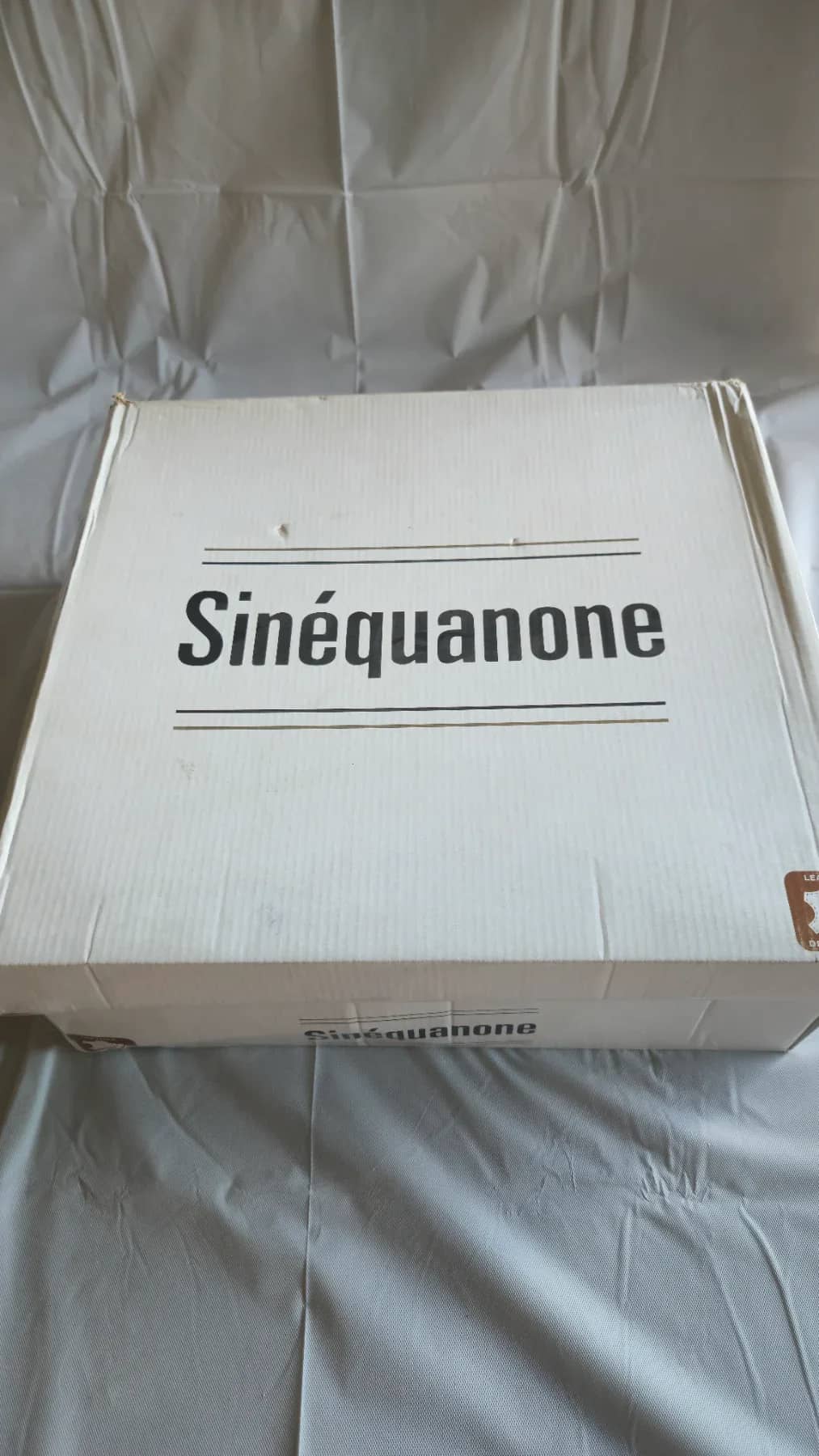 Sinéquanone Bottines de couleur noir avec semelle beige - vue 3